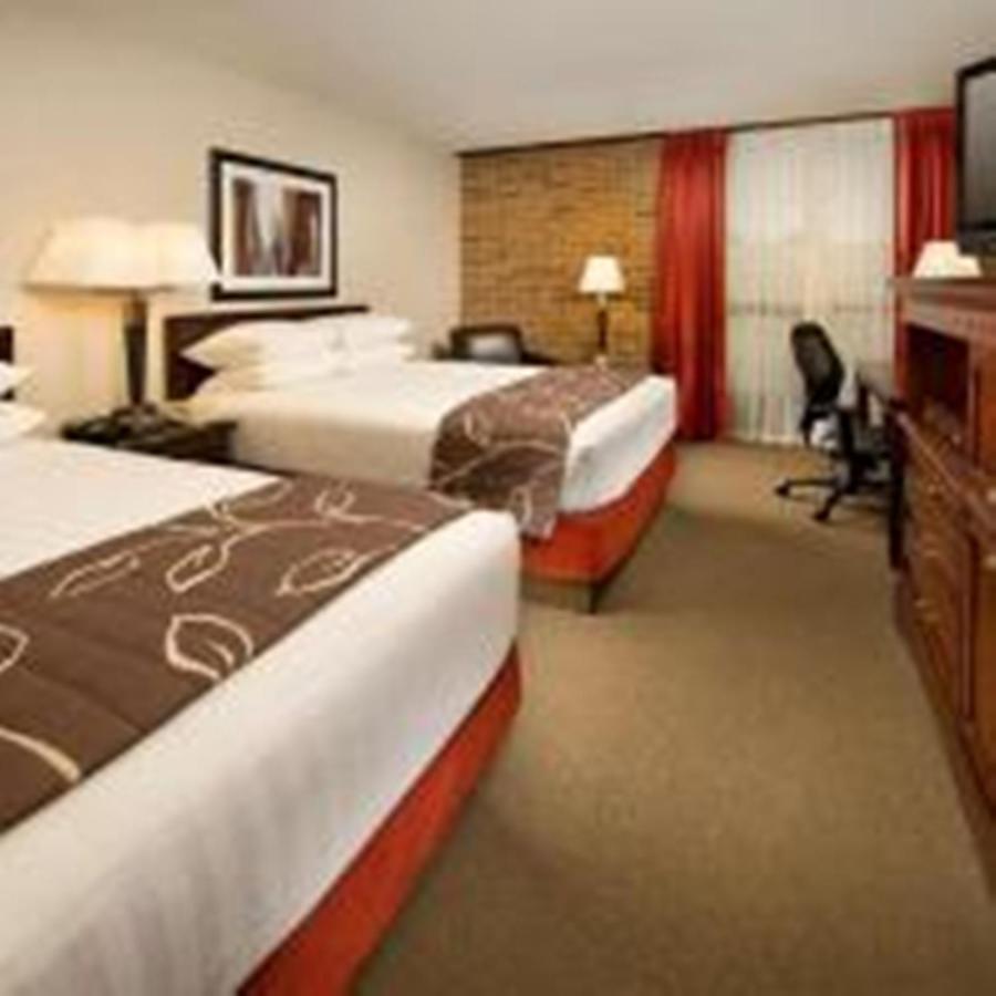 Hotel Lotus Kansas City Merriam Eksteriør billede