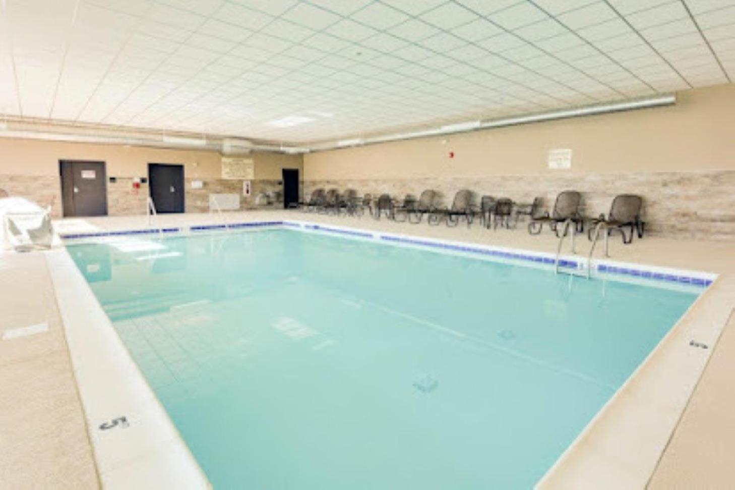 Hotel Lotus Kansas City Merriam Eksteriør billede